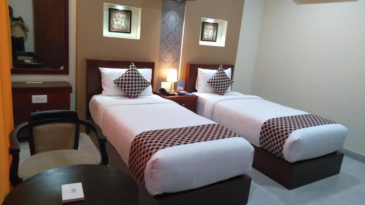 Rouba Residency Hotel Ponnāni Eksteriør bilde
